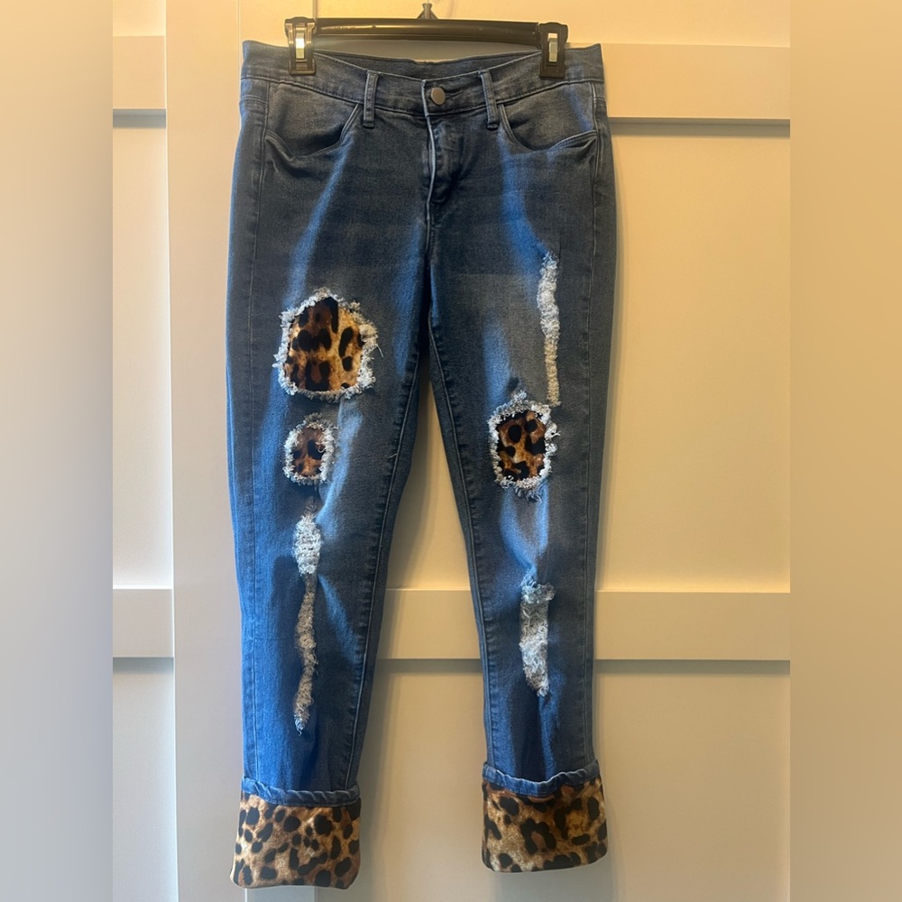 Venus Leopard Cuffed Jeans Size 4 - Picture 8 of 11